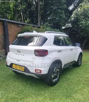 Hyundai Venue 2019 SUV (Used)
