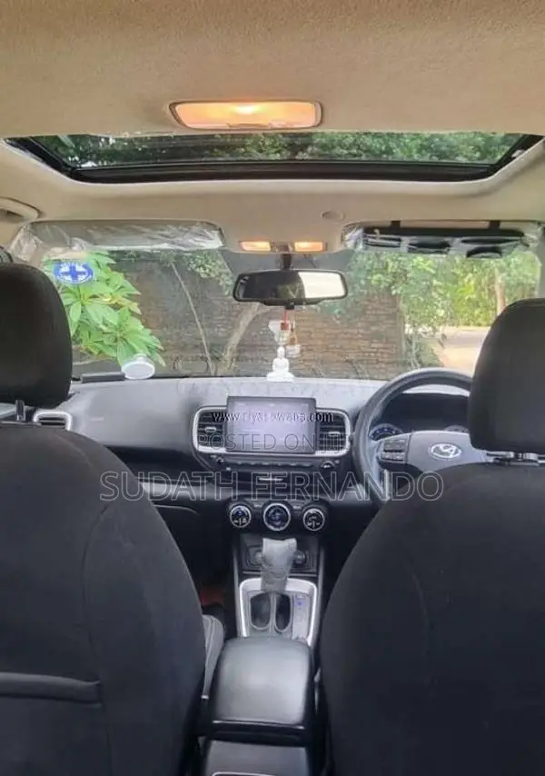 Hyundai Venue 2019 SUV (Used)