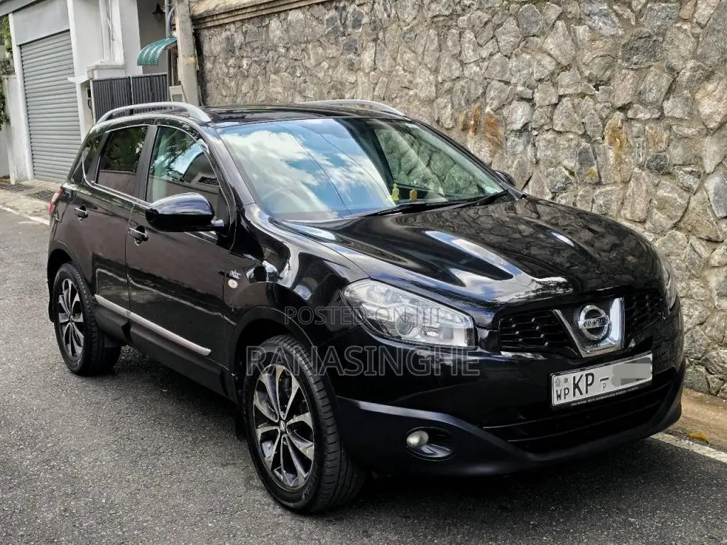 Nissan Qashqai 2011 SUV (Used)