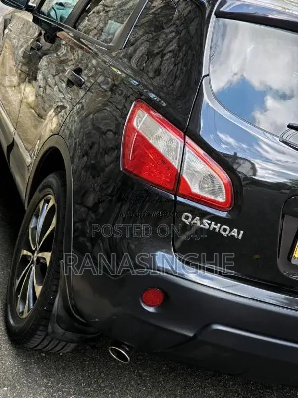 Nissan Qashqai 2011 SUV (Used)