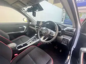 Toyota Raize Hybrid BSM 2025 SUV (Used)