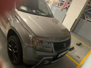 Suzuki Escudo Grand Vitara 2005 SUV (Used)