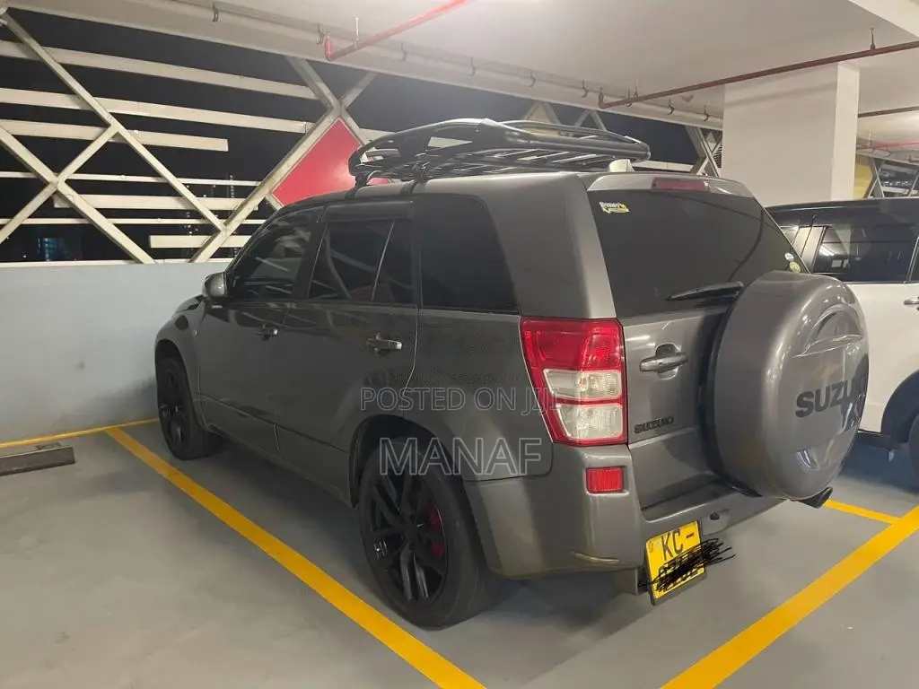 Suzuki Escudo Grand Vitara 2005 SUV (Used)