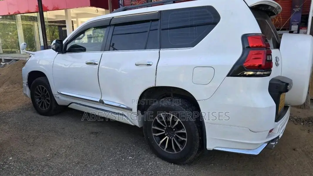 Toyota 150 2010 SUV (Used)