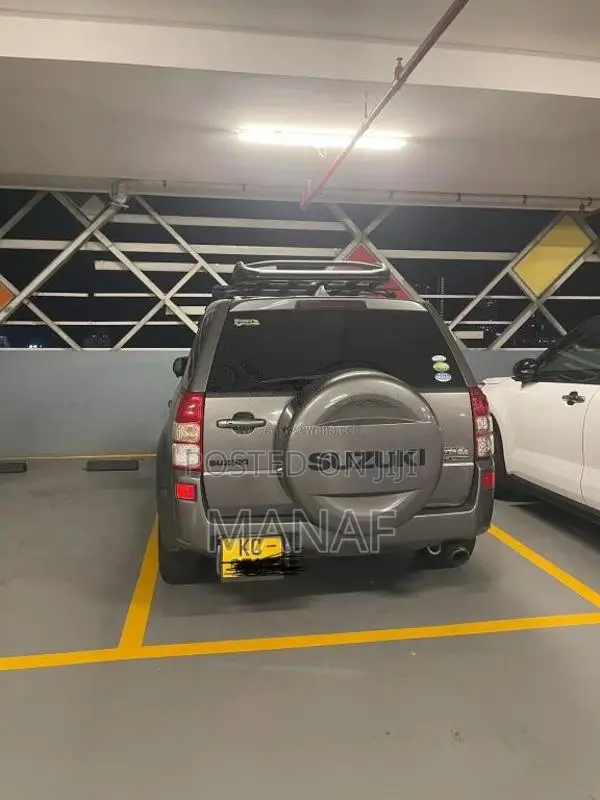 Suzuki Escudo Grand Vitara 2005 SUV (Used)