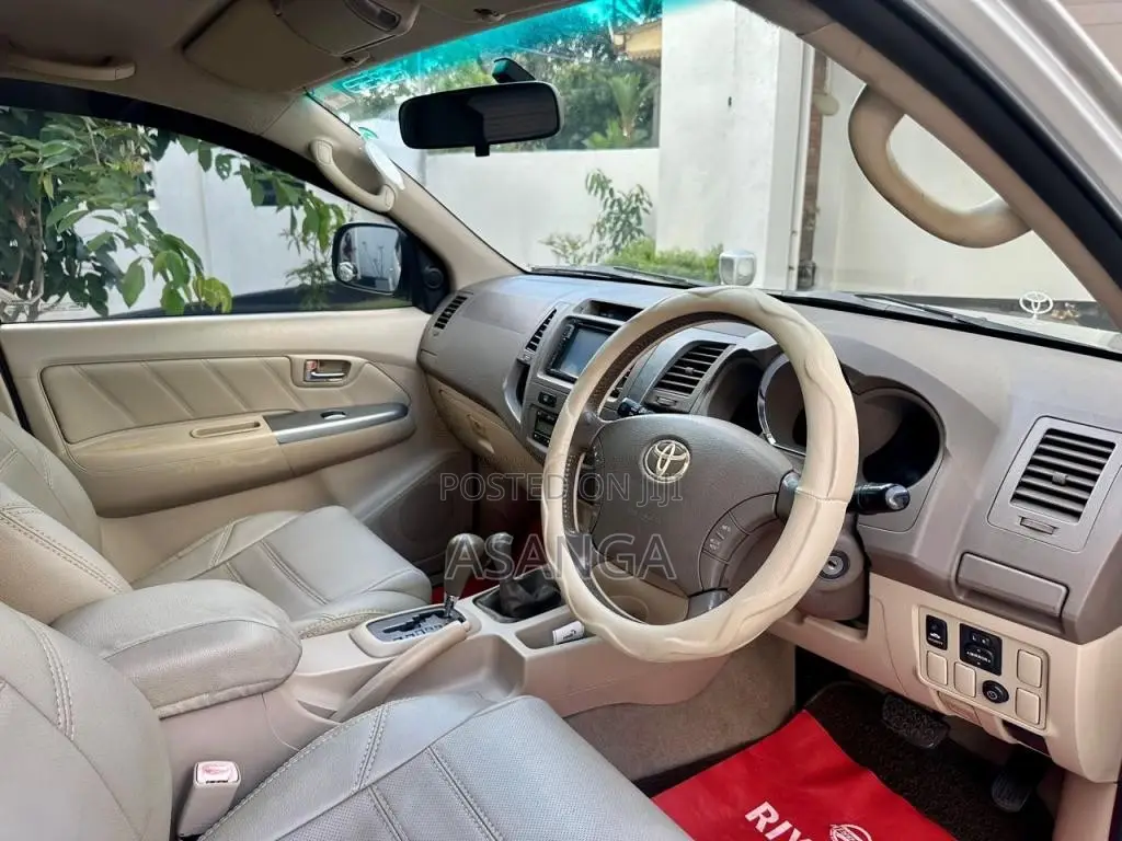 Toyota Fortuner 2006 SUV (Used)