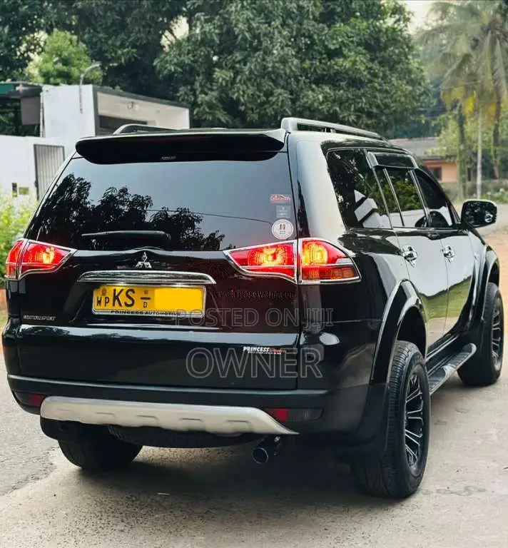 Mitsubishi Montero Sport 2011 SUV (Used)