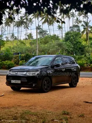 Mitsubishi Outlander 2014 SUV (Used)