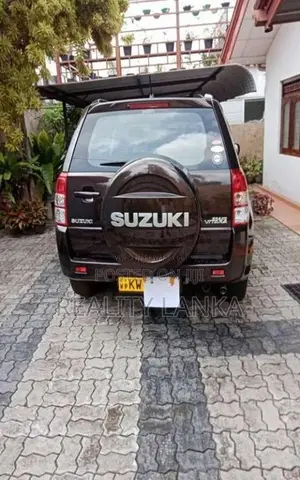 Suzuki Grand Vitara 2013 SUV (Used)