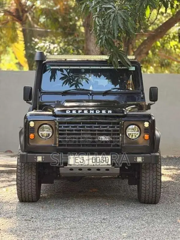 Land-Rover Defender 1985 SUV (Used)