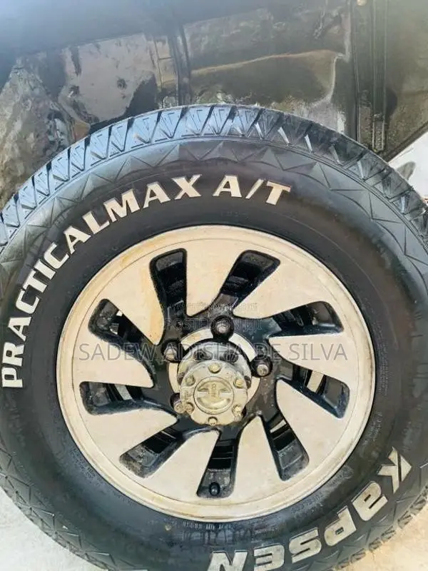 Mitsubishi 4dr5 1980 SUV (Used)