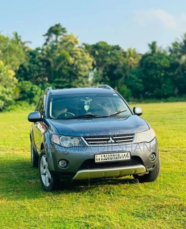 Mitsubishi Outlander 2010 SUV (Used)
