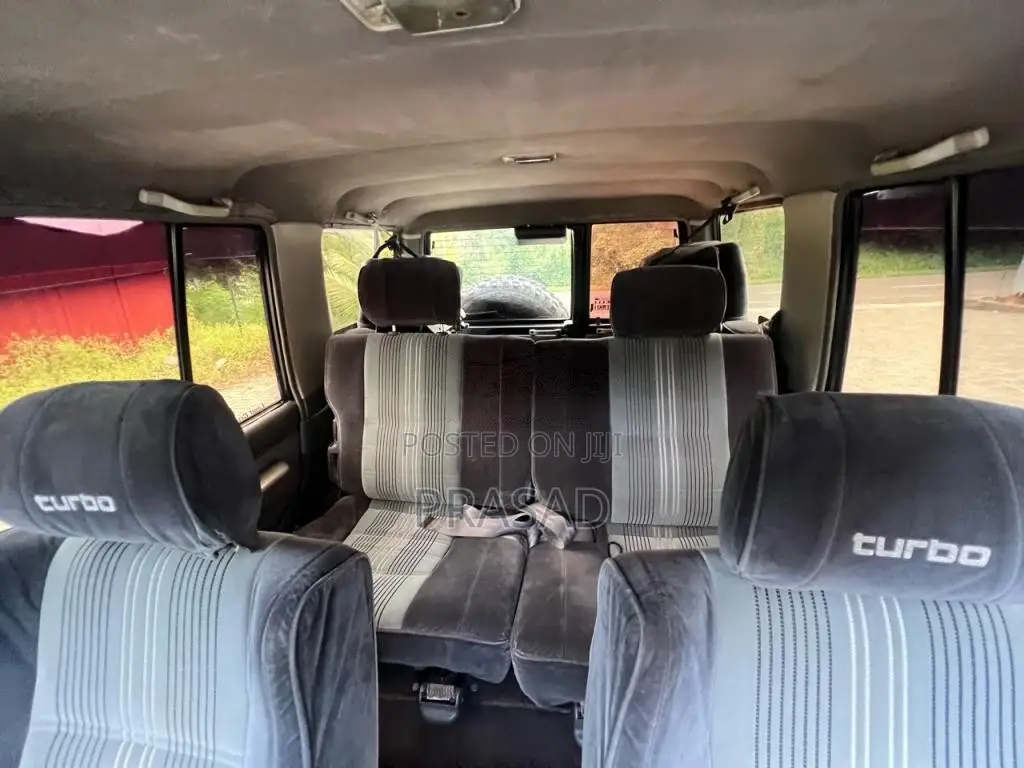 Toyota Box Prado 1988 SUV (Used)