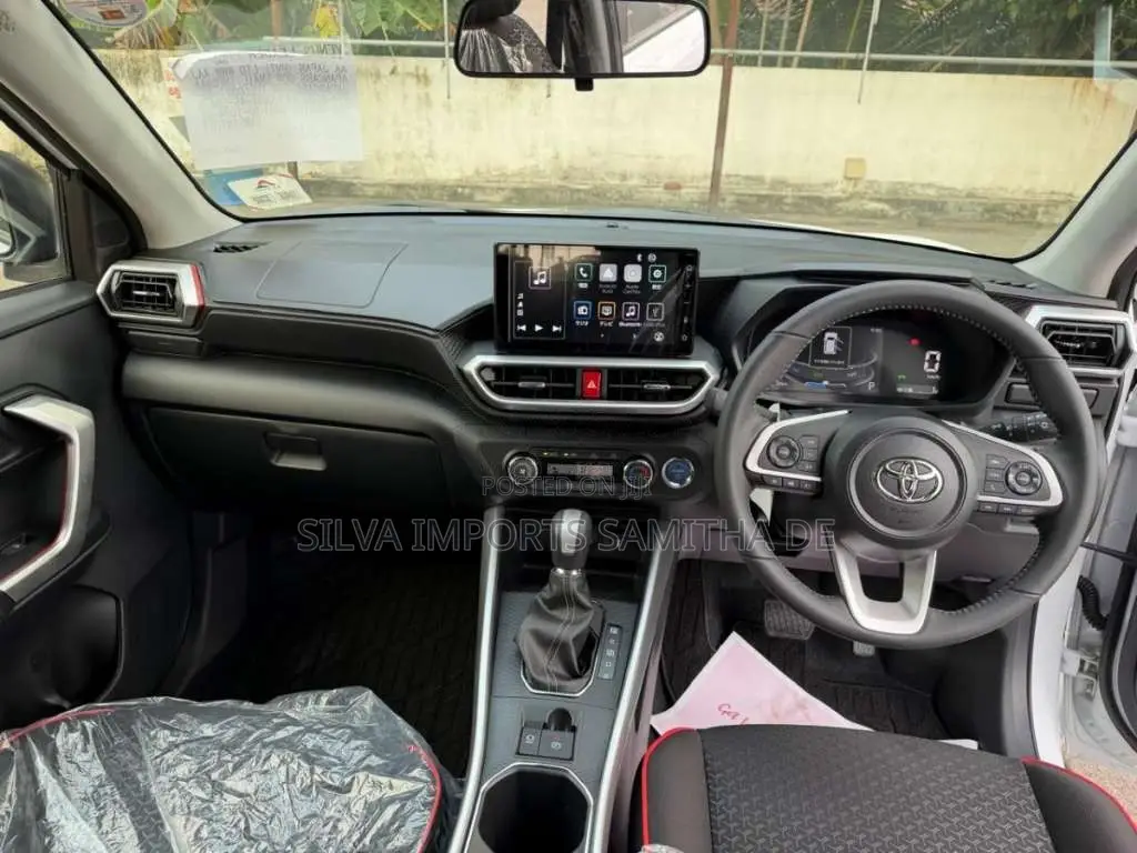 Toyota Raize 2025 SUV Brand New
