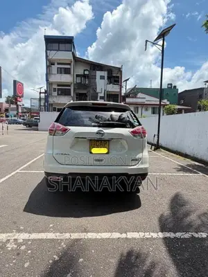 Nissan X-Trail 2016 SUV (Used)