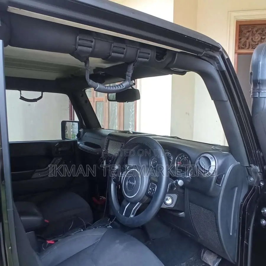 Jeep Wrangler 2015 SUV (Used)