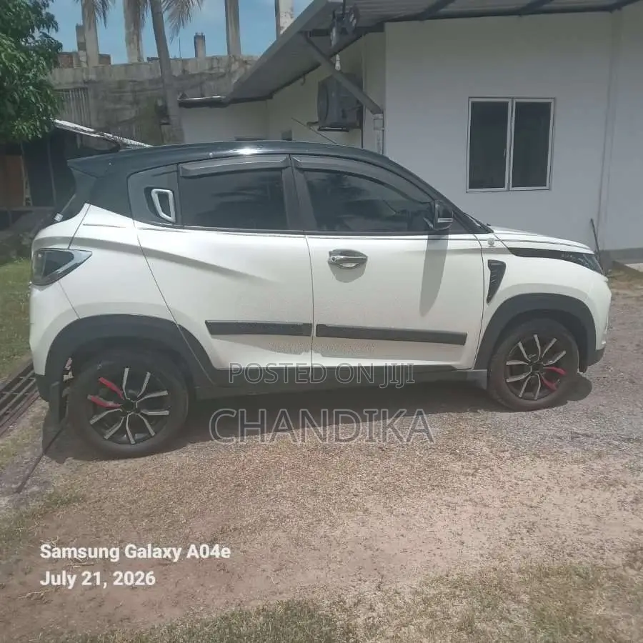 Mahindra KUV 100 NXT AMT 2021 SUV (Used)