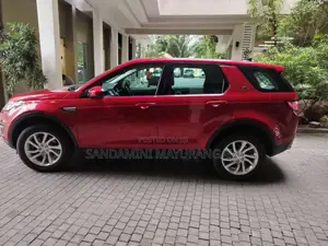 Land-Rover Discovery Sport 2018 SUV (Used)