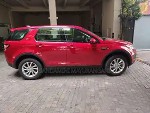 Land-Rover Discovery Sport 2018 SUV (Used)
