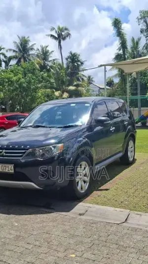 Mitsubishi Outlander 2012 SUV (Used)