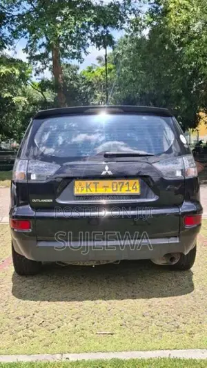 Mitsubishi Outlander 2012 SUV (Used)