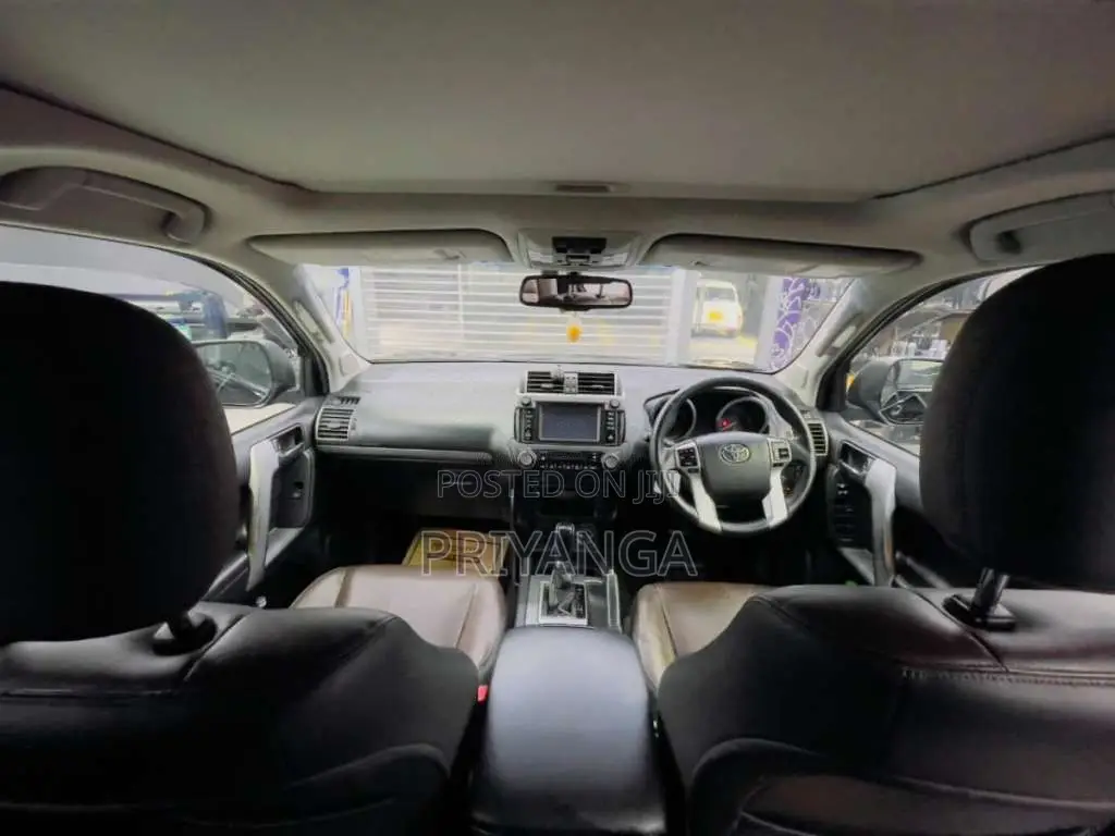 Toyota Prado 2017 SUV (Used)