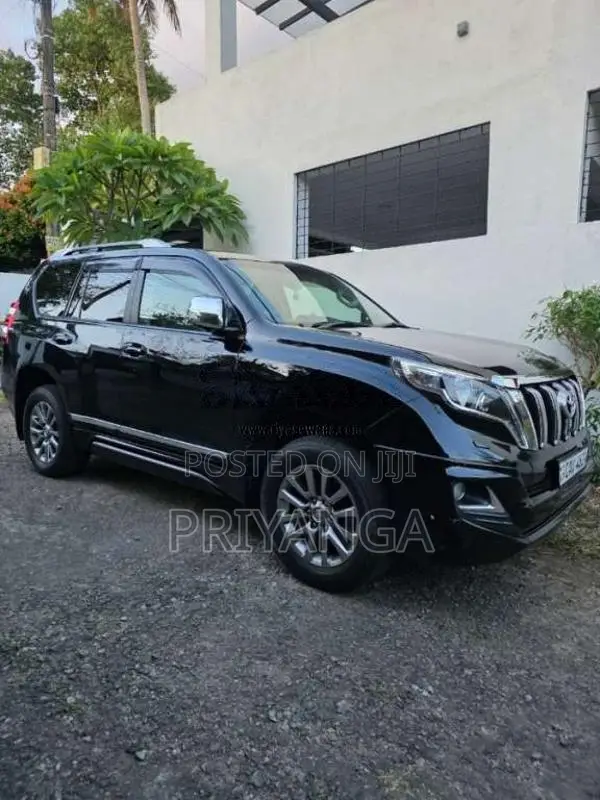 Toyota Prado 2017 SUV (Used)