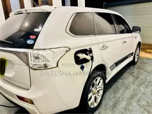 Mitsubishi Outlander 2014 SUV (Used)