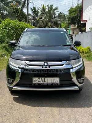 Mitsubishi Outlander 2015 SUV (Used)