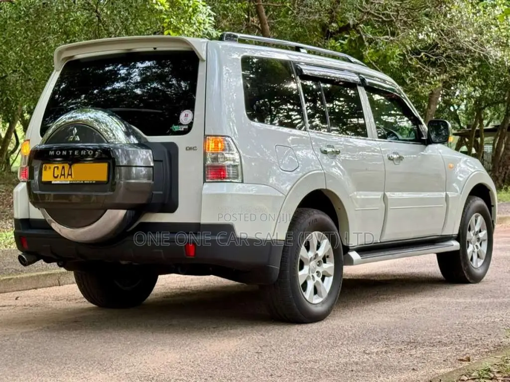 Mitsubishi Montero 4m41 Canter Spare Wheel 2013 SUV (Used)