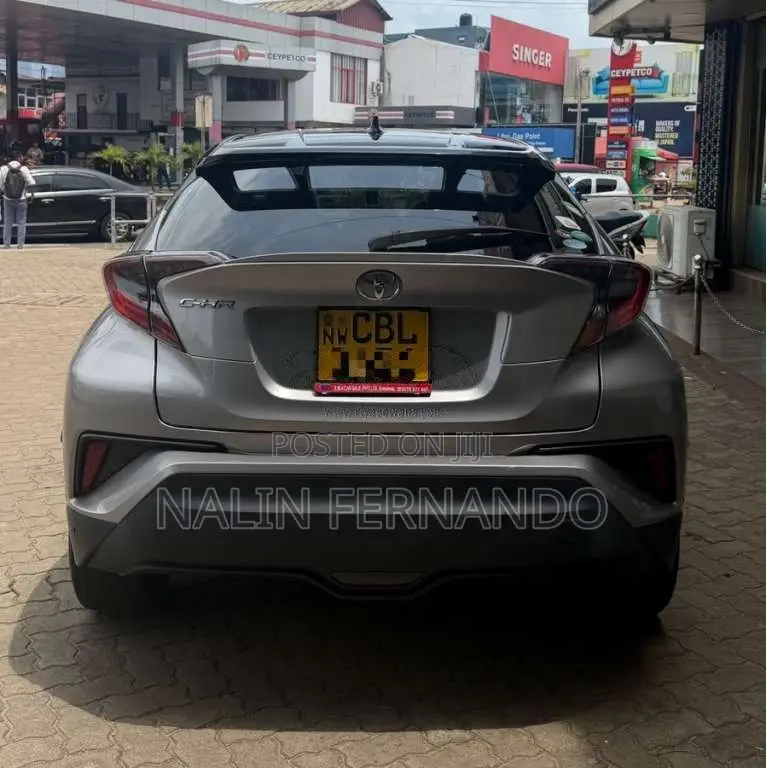 Toyota CHR NGX50 GT Turbo 2017 SUV (Used)