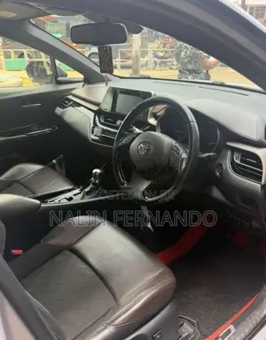Toyota CHR NGX50 GT Turbo 2017 SUV (Used)