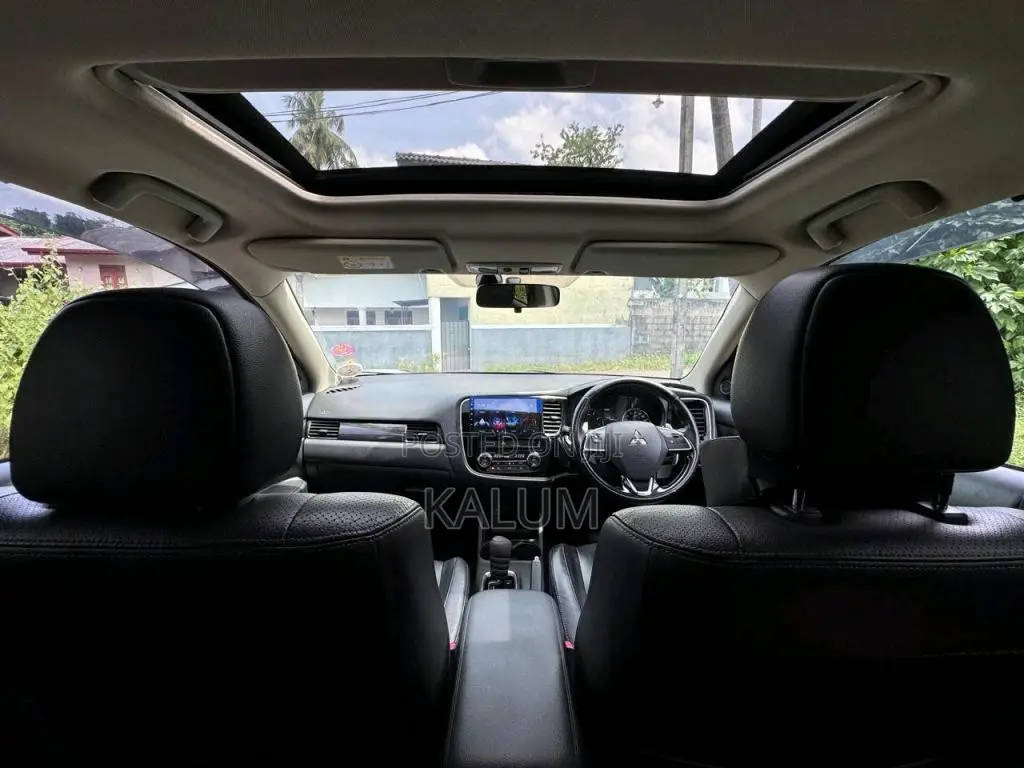 Mitsubishi Outlander 2015 SUV (Used)