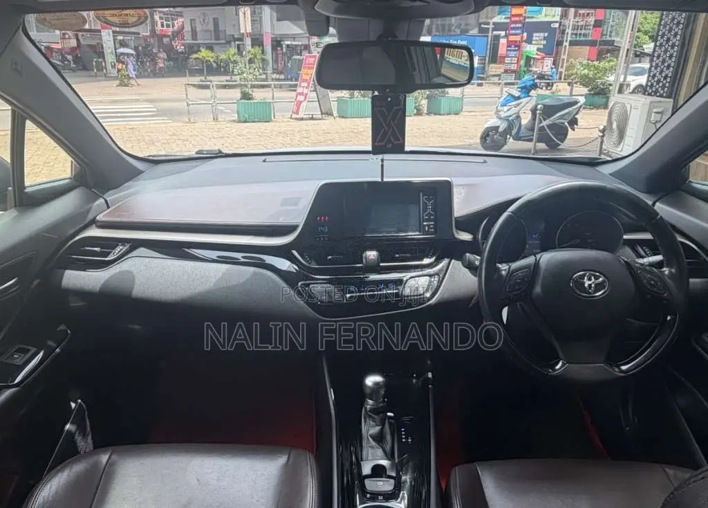 Toyota CHR NGX50 GT Turbo 2017 SUV (Used)