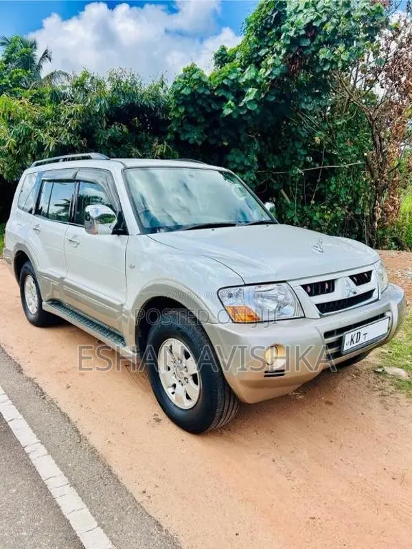 Mitsubishi Montero 2006 SUV (Used)