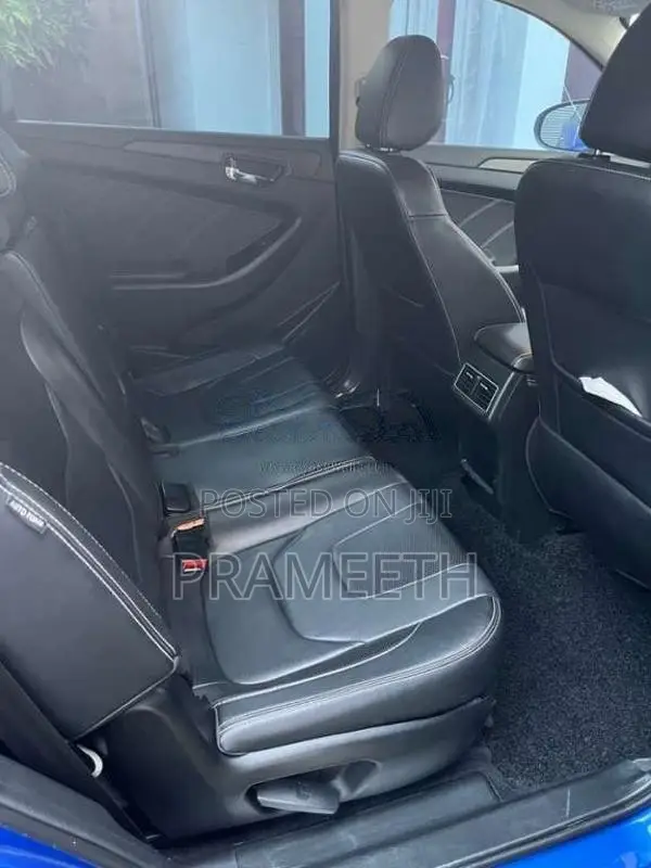 DFSK Glory I-Auto 2023 SUV (Used)