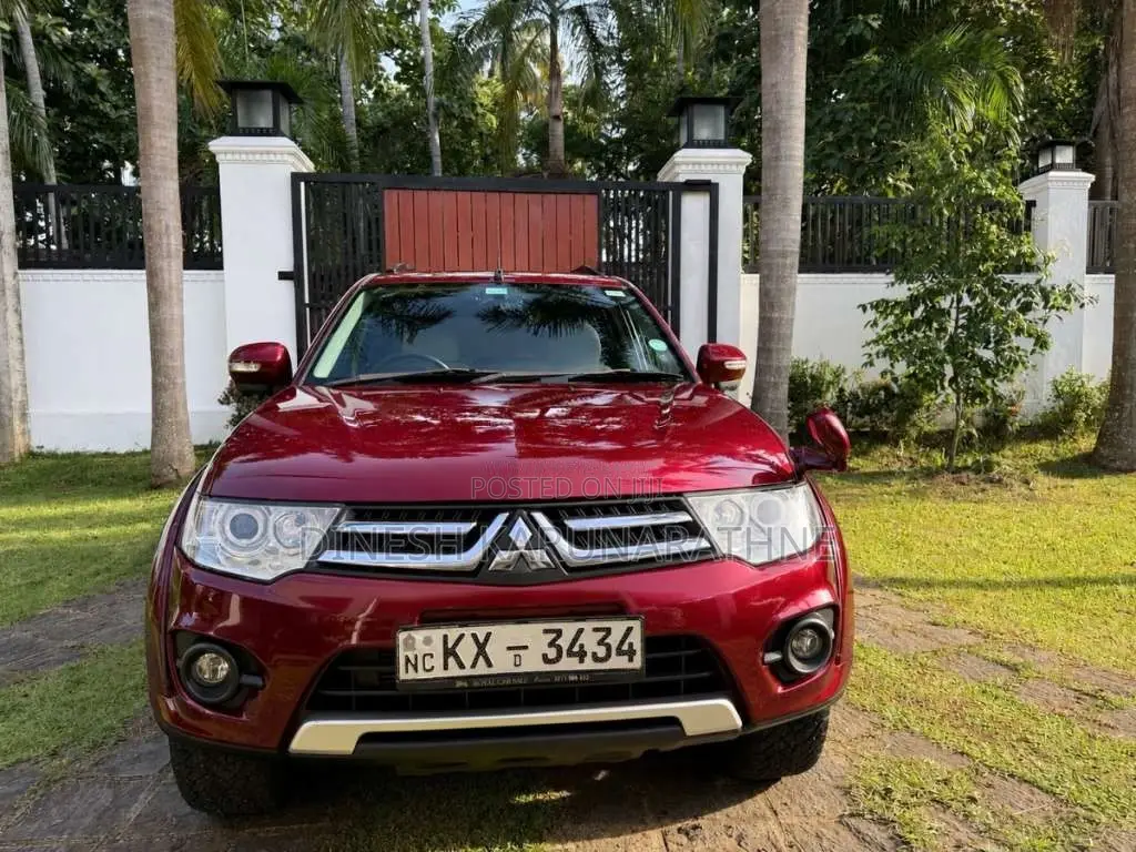 Mitsubishi Montero Sport 2012 SUV (Used)