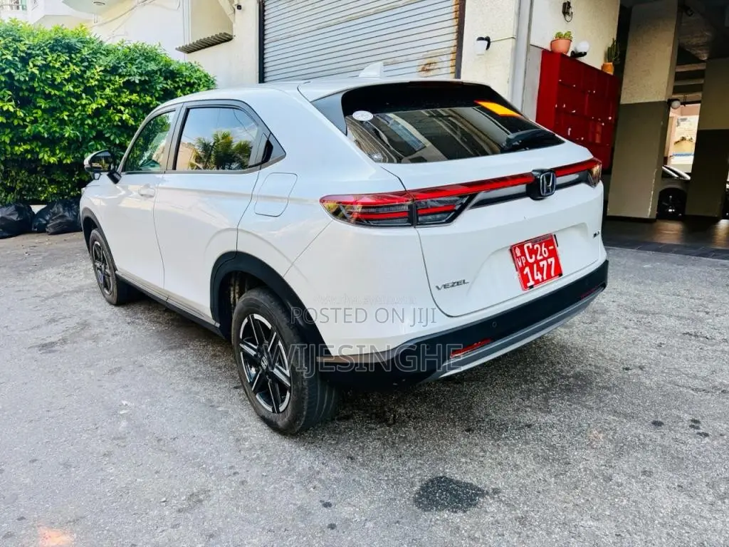 Honda Vezel X 2024 SUV Unregistered (Recondition)