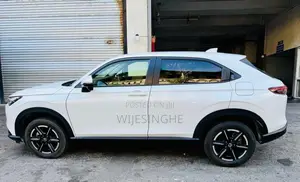 Honda Vezel X 2024 SUV Unregistered (Recondition)