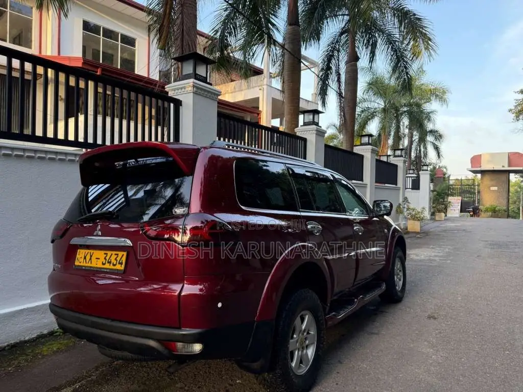 Mitsubishi Montero Sport 2012 SUV (Used)
