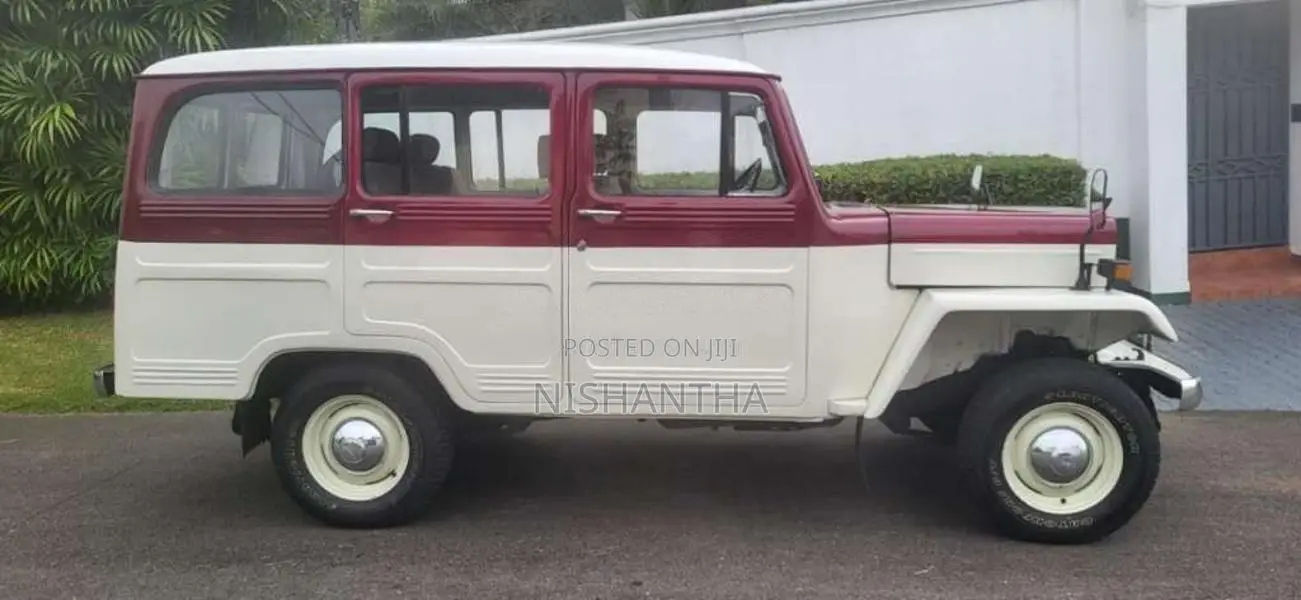 Mitsubishi 4DR5 J36 1982 SUV (Used)