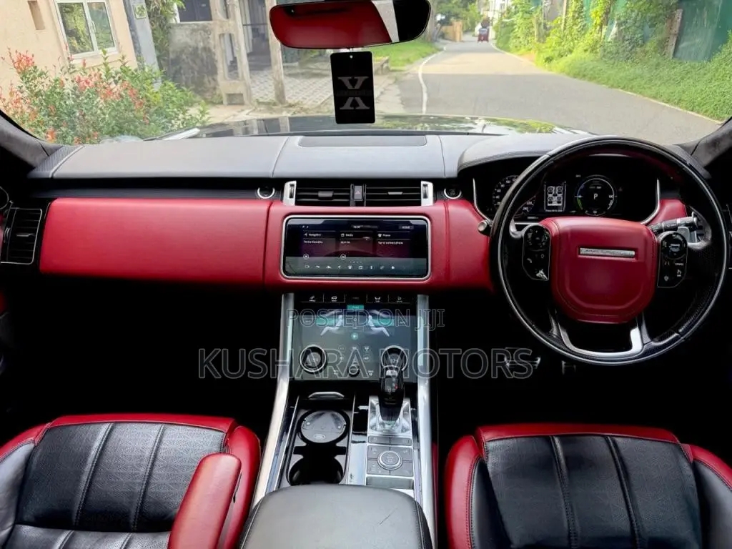 Land-Rover Range Rover Sportbiography 2018 SUV (Used)