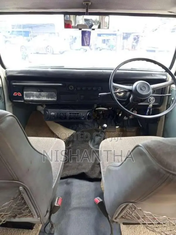 Mitsubishi 4DR5 J36 1982 SUV (Used)