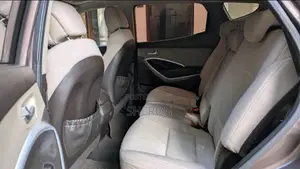 Hyundai Santa Fe 2012 SUV (Used)