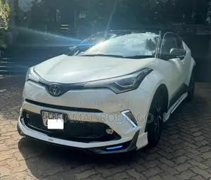 Toyota Chr NGX 10 2018 SUV (Used)