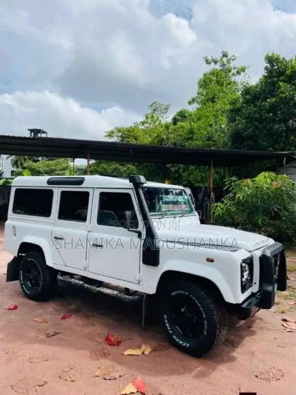 Land-Rover Defender 1979 SUV (Used)