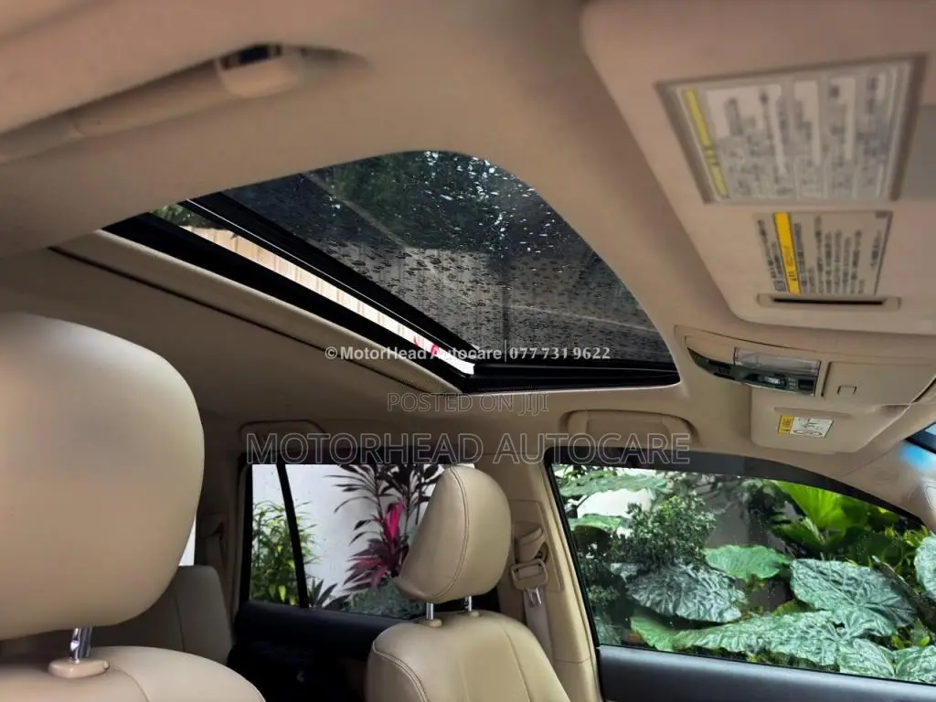 Toyota Land Cruiser 2015 SUV (Used)