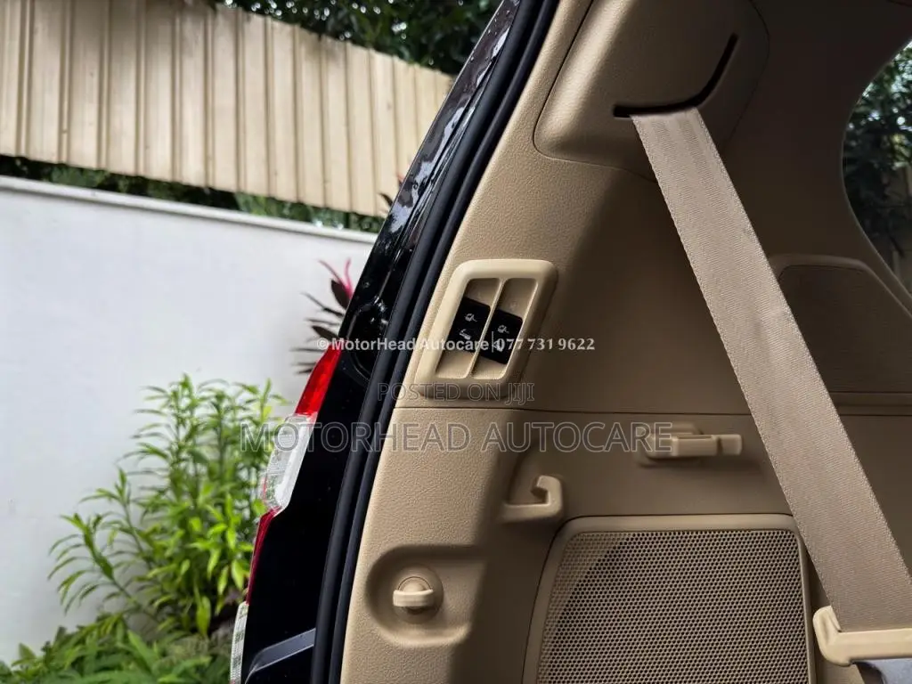 Toyota Land Cruiser 2015 SUV (Used)