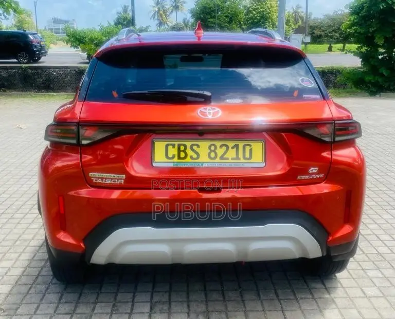 Toyota Taisor 2025 SUV (Used)