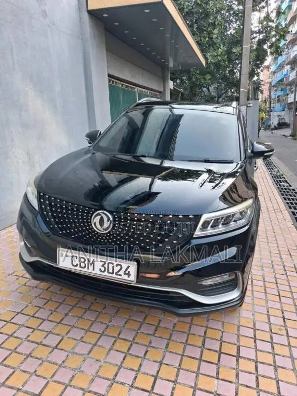 DFSK Glory I-Auto 2023 SUV (Used)